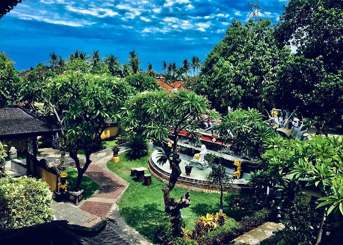 ホテル Bali Taman & Lovina 4*