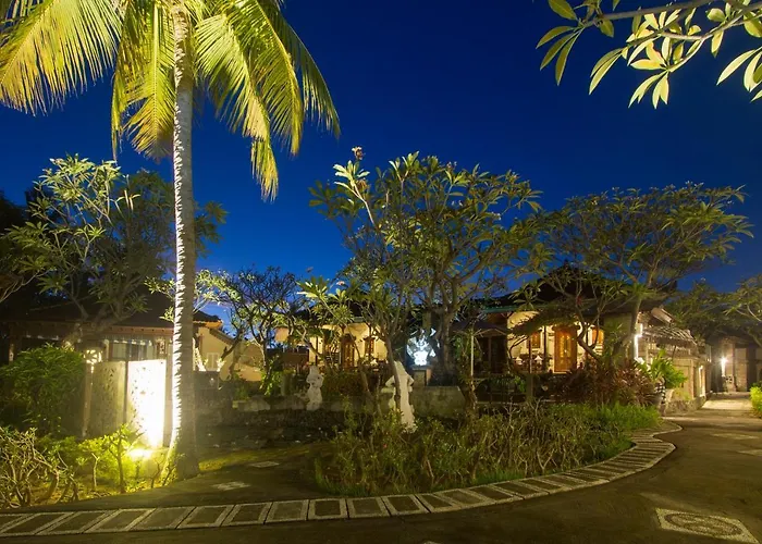 Bali Taman & Lovina ホテル