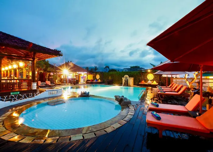 ホテル Bali Taman & Lovina 4*