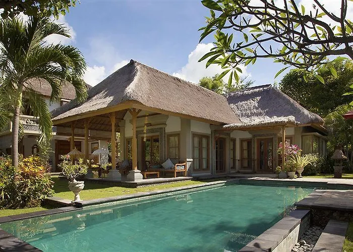 Bali Taman & Lovina ホテル 4*