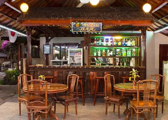 ホテル Bali Taman & Lovina 4*